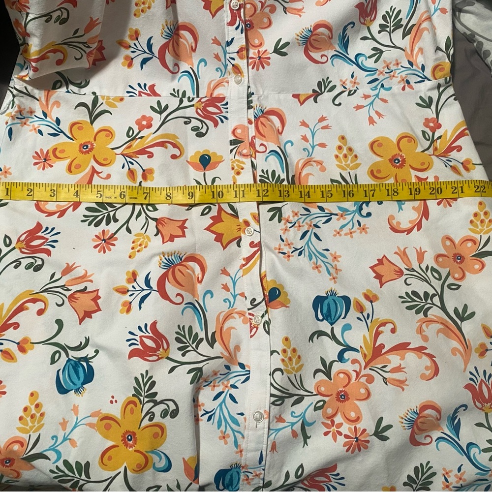 Dress - Picture 8 of 8